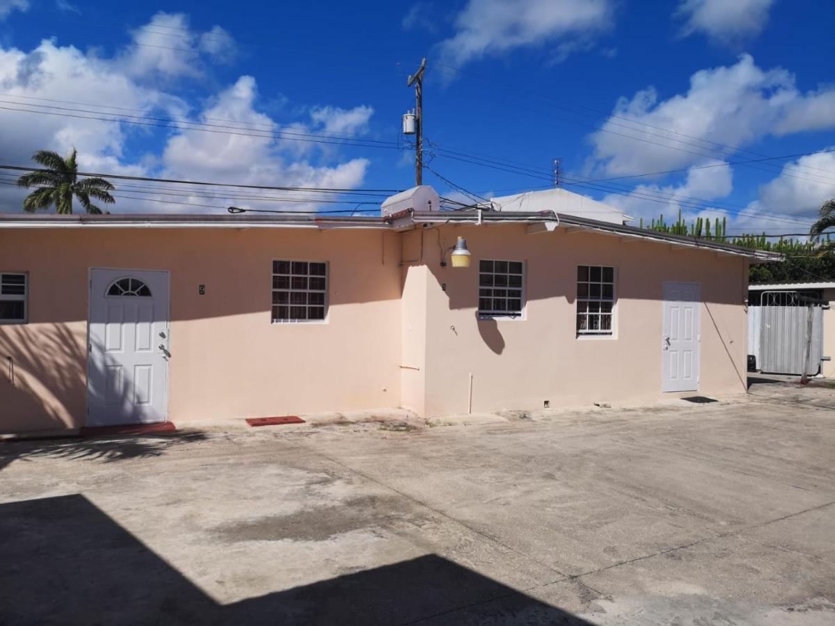 Ventnor House Apartments Bridgetown Exterior photo